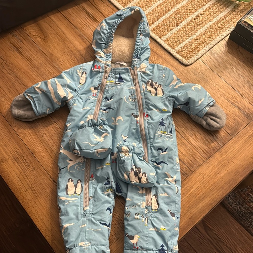Boden coverall snowsuit 3-6month EUC